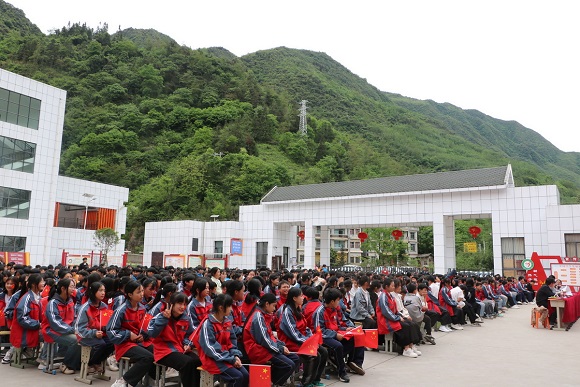 观看师生2.jpg