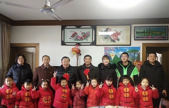 《8》常州市武进区东安幼儿园年年开展拥军优属（2）.jpg