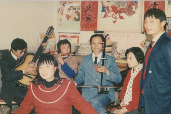 《10》全家排练“文娱节目”.jpg