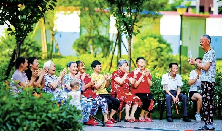 商定《村规民约》.jpg